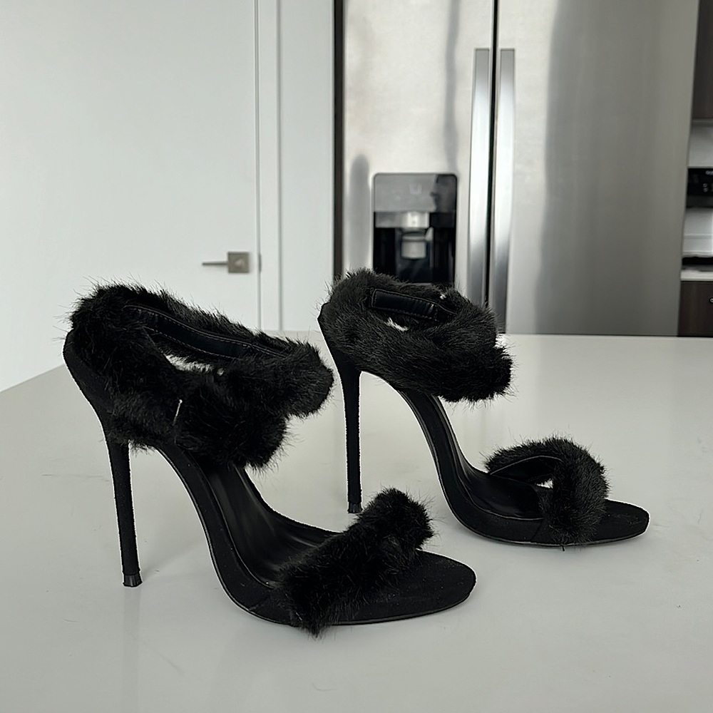 PLT Black Faux Fur High Heels Ankle Strap Stiletto Open Toe size US 5 UK 3 Eur36